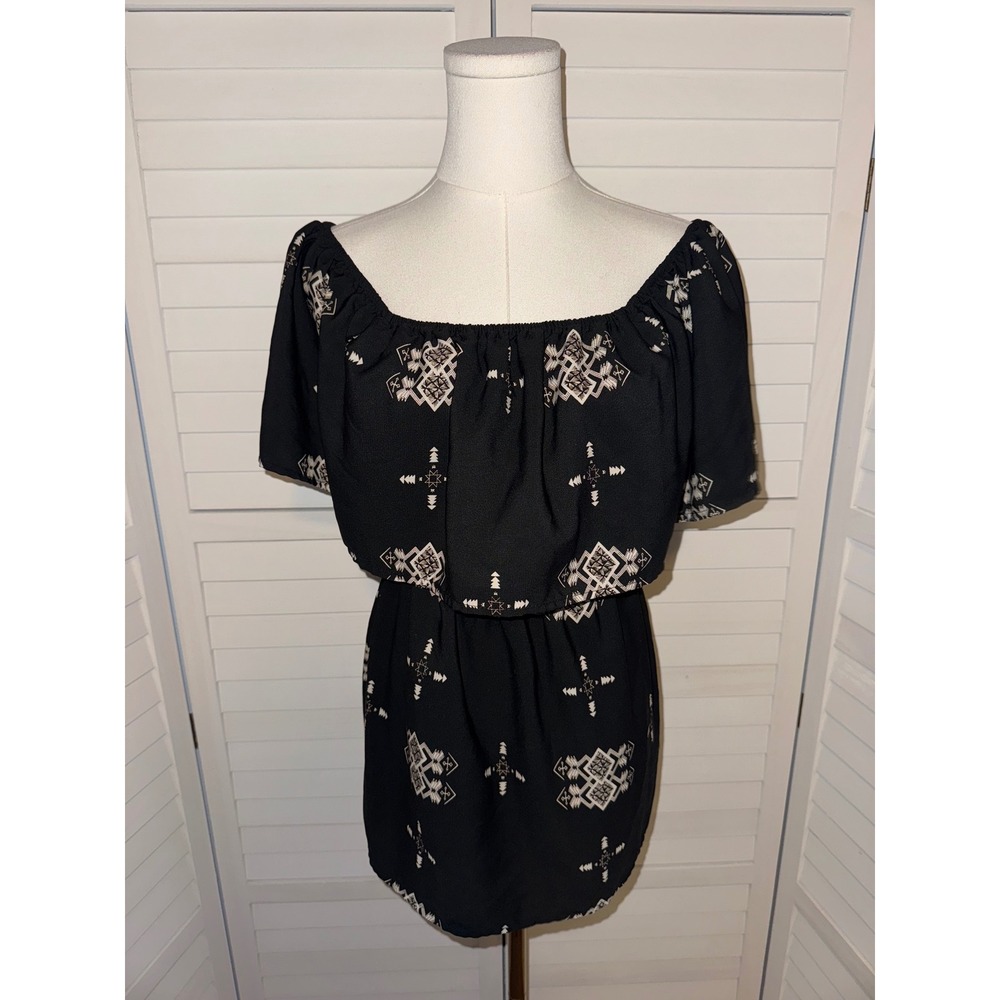 The Impeccable Pig Black Aztec Print Off Shoulder Ruffle Top Size S - Picture 2 of 6